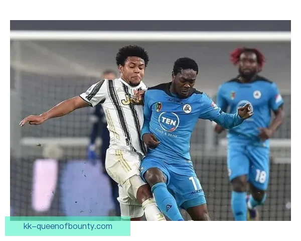 哈维格拉在中场展现出众天赋引领球队节奏迈向未来核心之路与希望